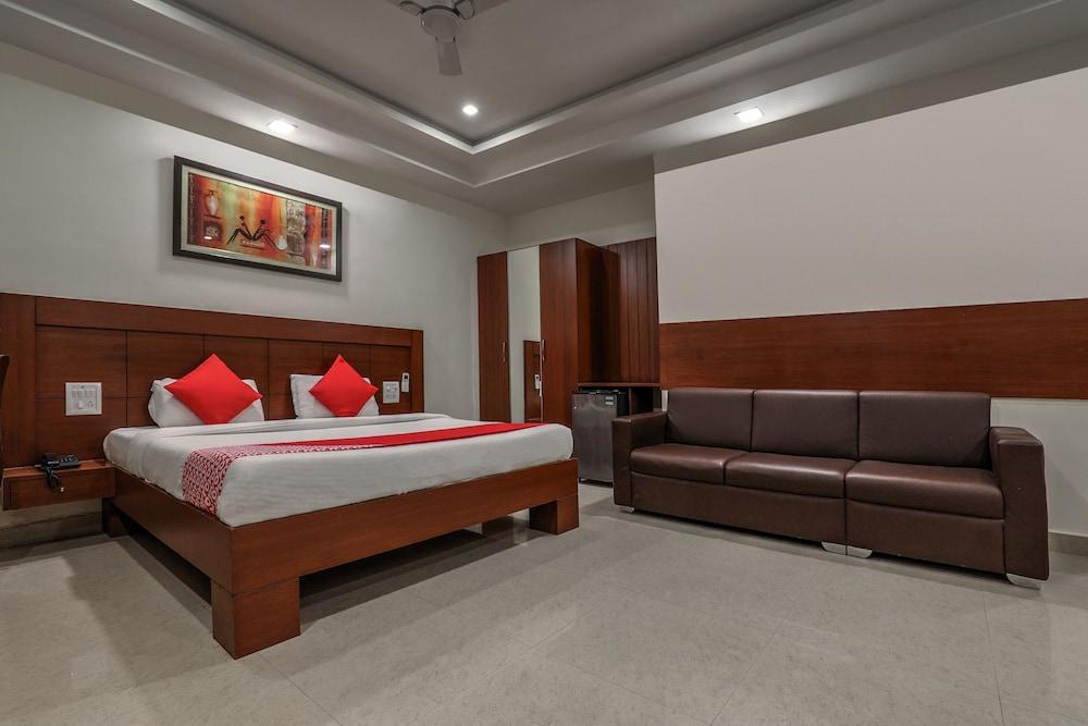 Treebo Trend Hotel Jp Plaza Nampally Хайдарабад Экстерьер фото