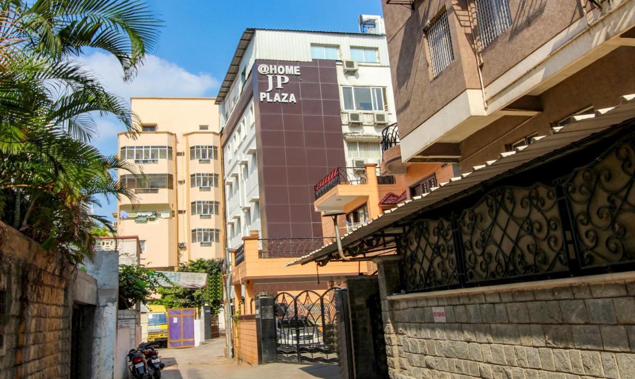 Treebo Trend Hotel Jp Plaza Nampally Хайдарабад Экстерьер фото